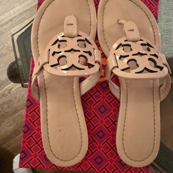 Tory Burch, seashell pink Miller sandals - Picture 2 of 7
